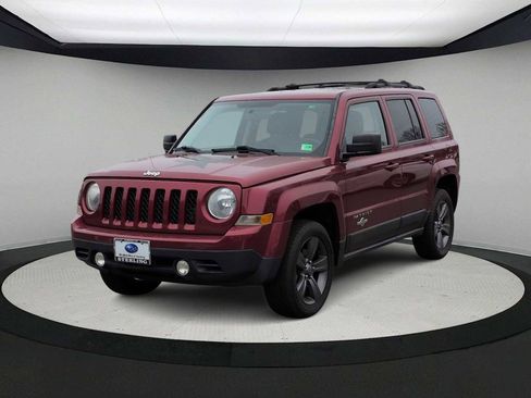 Used 2014 Jeep Patriot Latitude w/ Freedom Edition Package image 4