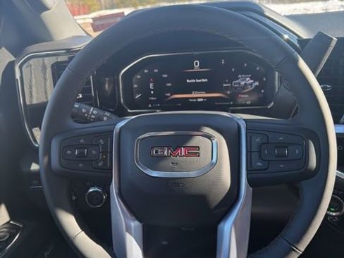 New 2026 GMC Sierra 2500 SLT w/ SLT Premium Package image 17