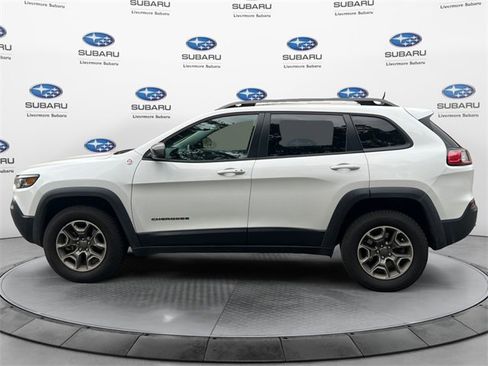 Used 2020 Jeep Cherokee Trailhawk image 7