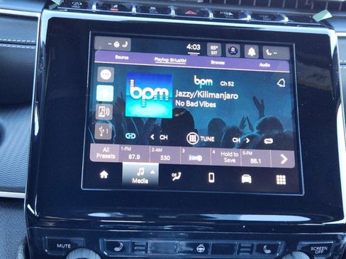 New 2025 Jeep Grand Cherokee L Altitude image 26