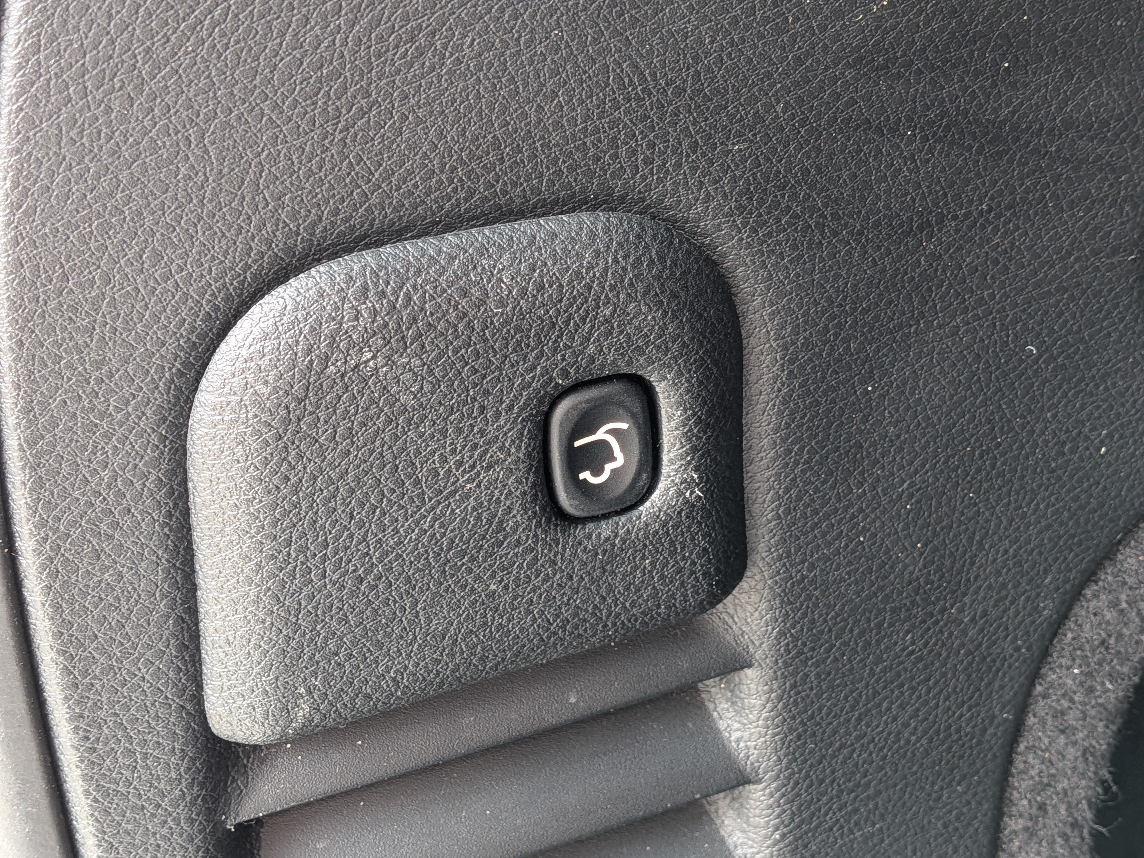 Used 2019 Jeep Grand Cherokee Limited RWD image 14