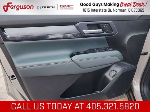 New 2026 GMC Terrain AT4 w/ Convenience Package III AWD/4WD image 13