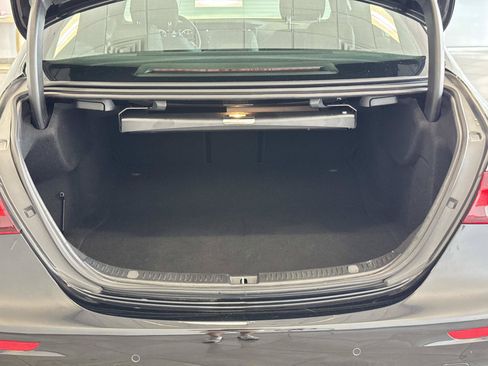 Used 2023 Mercedes-Benz E 350 Sedan image 26