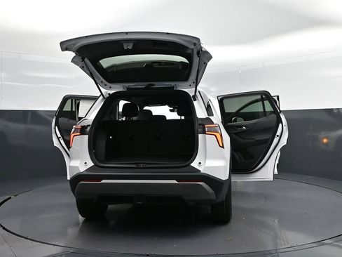 New 2026 Chevrolet Equinox LT w/ Safety and Technology Package image 52