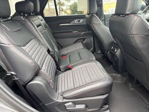 New 2026 Ford Explorer ST-Line RWD image 12