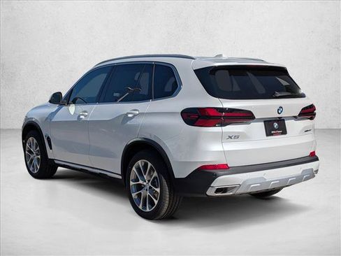 New 2026 BMW X5 xDrive40i w/ Climate Comfort Package AWD/4WD image 9