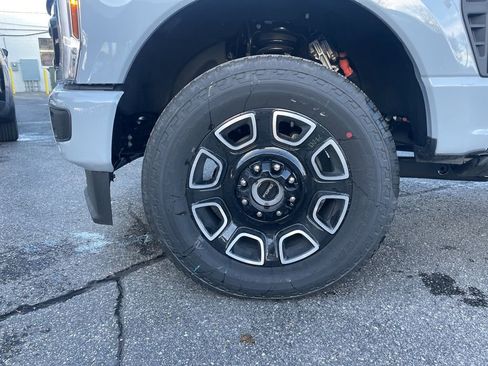 New 2026 Ford F350 Platinum image 39