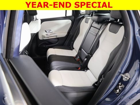 Used 2021 Mercedes-Benz GLA 35 AMG 4MATIC image 40