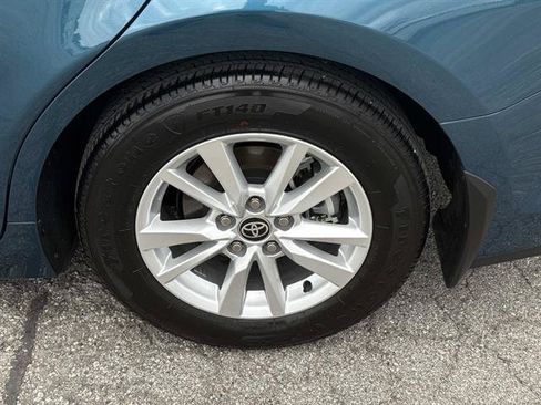 Used 2025 Toyota Camry LE w/ Convenience Package FWD image 28