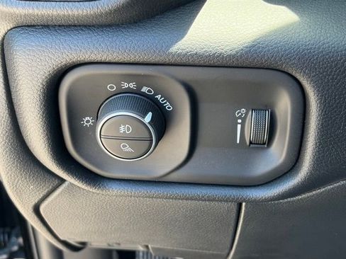 New 2026 RAM 2500 Big Horn AWD/4WD image 27