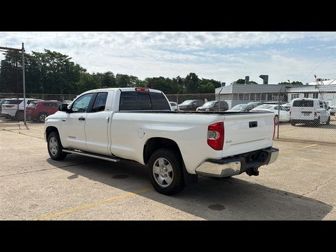 Used 2016 Toyota Tundra SR AWD/4WD image 4