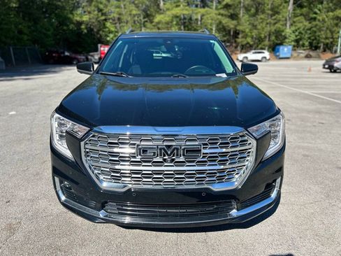 Used 2022 GMC Terrain Denali w/ Denali Premium Package AWD/4WD image 6