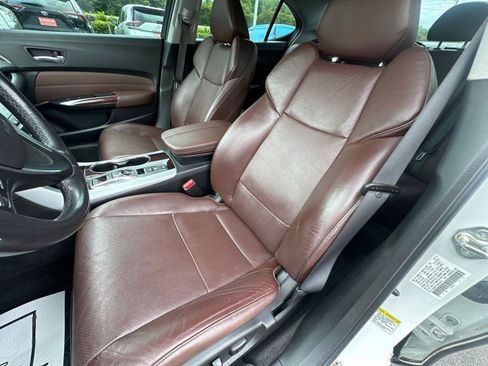 Used 2017 Acura TLX V6 SH-AWD w/ Advance Package image 15