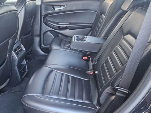 Certified 2024 Ford Edge SEL image 13