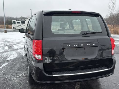 Used 2015 Dodge Grand Caravan American Value Package w/ UConnect Hands-Free Group image 9