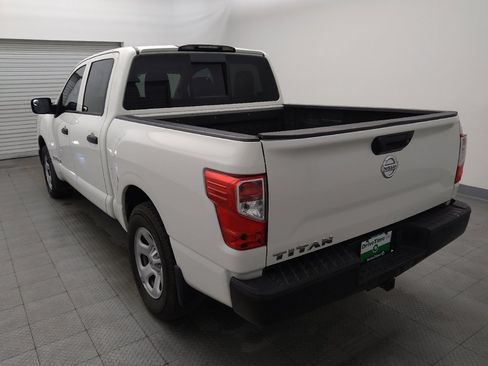 Used 2017 Nissan Titan S RWD image 5