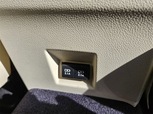 Used 2022 Lexus GX 460 Premium image 38