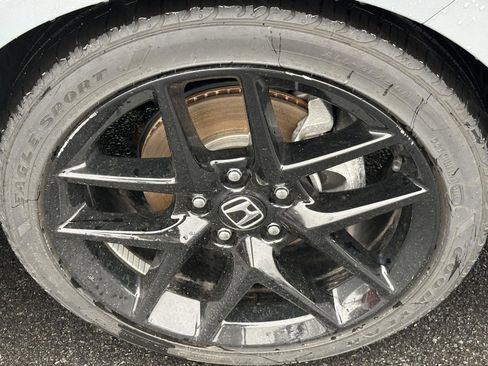 Certified 2025 Honda Civic Sport image 10