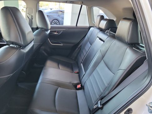 Used 2023 Toyota RAV4 Limited image 27