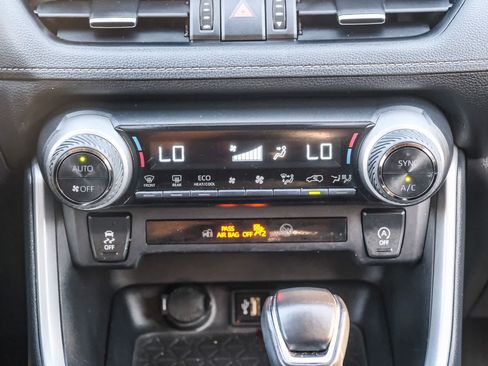 Used 2025 Toyota RAV4 XLE Premium FWD image 15