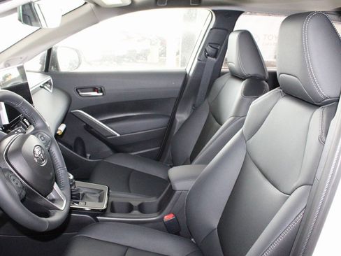 New 2026 Toyota Corolla Cross XLE image 7