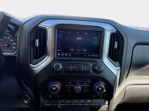 Used 2020 Chevrolet Silverado 1500 LT w/ All-Star Edition RWD image 16