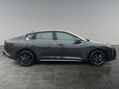 Used 2025 Kia K4 GT-Line Turbo image 8