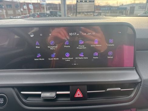 Used 2024 Kia Seltos EX image 14