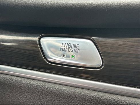 Used 2019 Buick Enclave Premium image 22