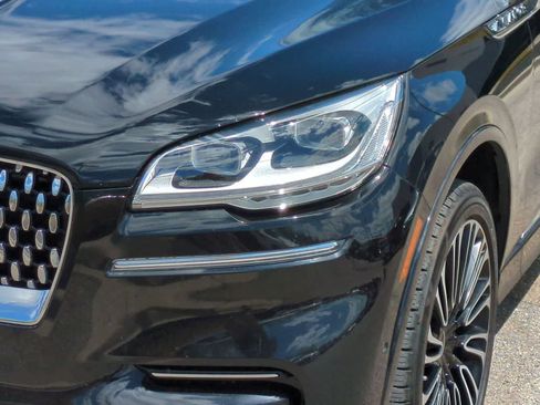 Used 2021 Lincoln Aviator Black Label w/ Dynamic Handling Package AWD/4WD image 11