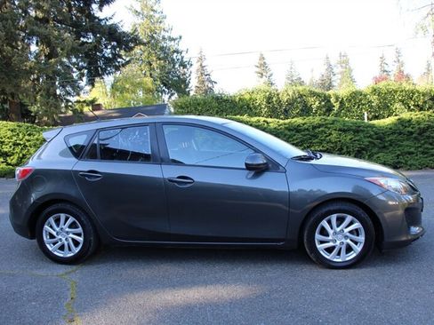 Used 2012 MAZDA MAZDA3 i Touring FWD image 11