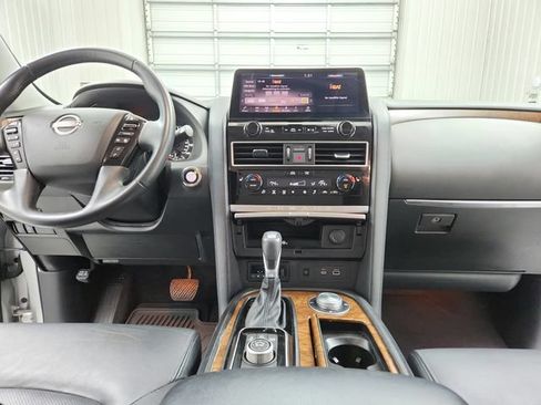Used 2022 Nissan Armada SL AWD/4WD image 28