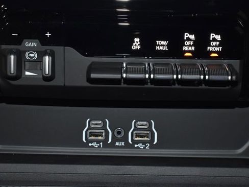 New 2026 RAM 2500 Big Horn image 18