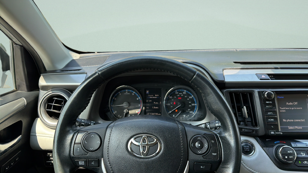 Used 2018 Toyota RAV4 Limited w/ Advanced Technology Package AWD/4WD image 14