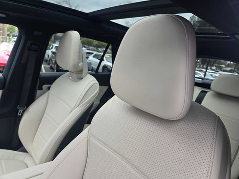 Used 2026 Mercedes-Benz GLC 300 4MATIC image 26