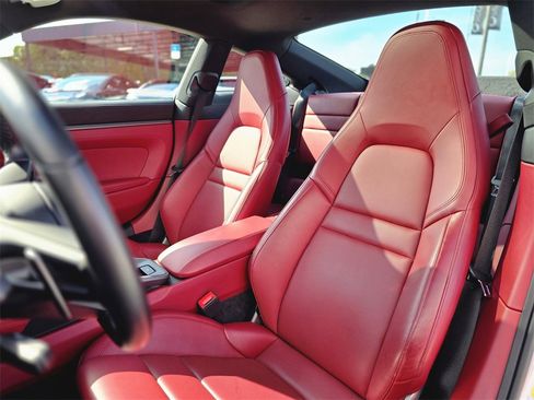 Used 2021 Porsche 911 Carrera S image 11