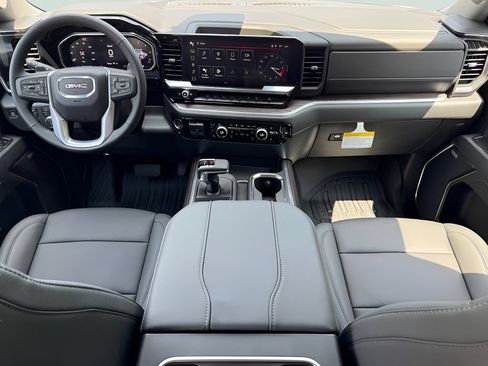New 2026 GMC Sierra 1500 SLT AWD/4WD image 18