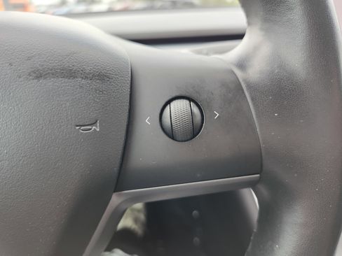 Used 2018 Tesla Model 3 Long Range image 35