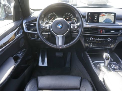 Used 2019 BMW X6 sDrive35i w/ M Sport Package image 15