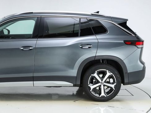 New 2026 Volkswagen Tiguan SE image 4