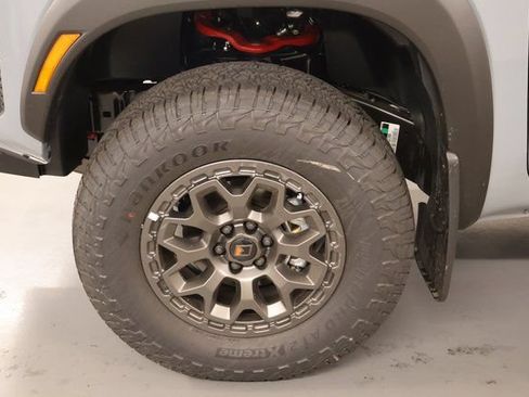 New 2026 Nissan Frontier PRO-4X w/ Pro-4x Convenience Package AWD/4WD image 7