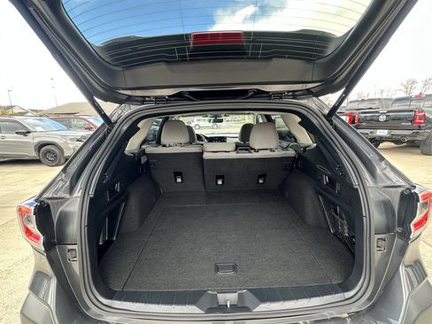 Used 2023 Subaru Outback Premium AWD/4WD image 39