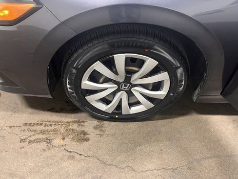 Used 2023 Honda Civic LX image 29