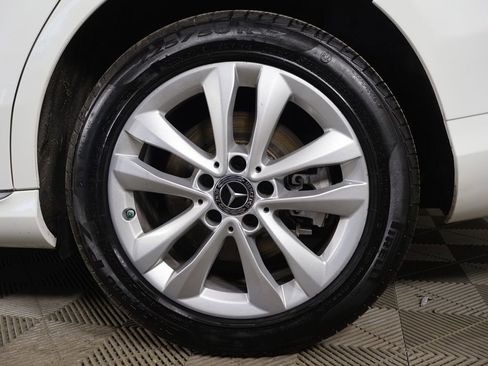 Used 2019 Mercedes-Benz C 300 4MATIC Sedan image 20