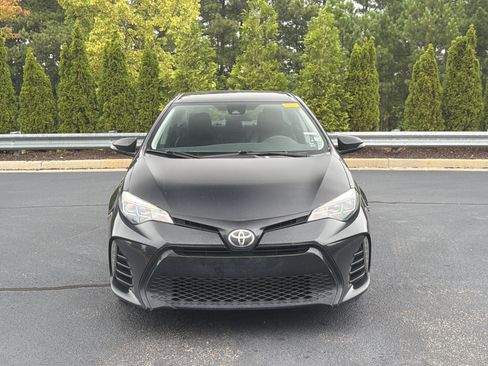 Used 2018 Toyota Corolla SE FWD image 9