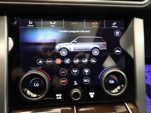 Used 2019 Land Rover Range Rover Supercharged AWD/4WD image 23