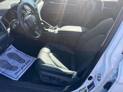 Used 2021 Toyota Camry XSE w/ Navigation Upgrade Package FWD image 9