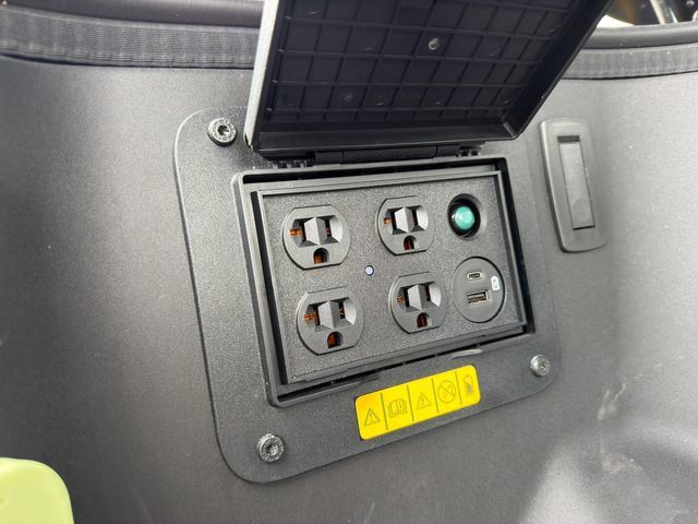 Used 2024 Ford F150 Lightning Lariat AWD/4WD image 16