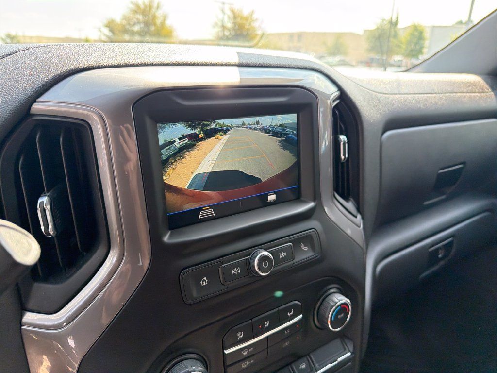 Used 2019 Chevrolet Silverado 1500 Custom w/ Custom Value Package RWD image 28