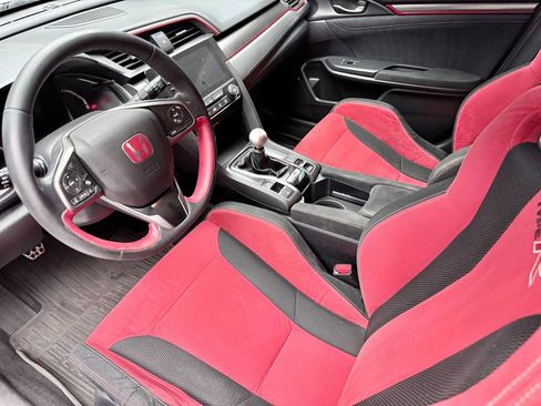 Used 2019 Honda Civic Type R image 9
